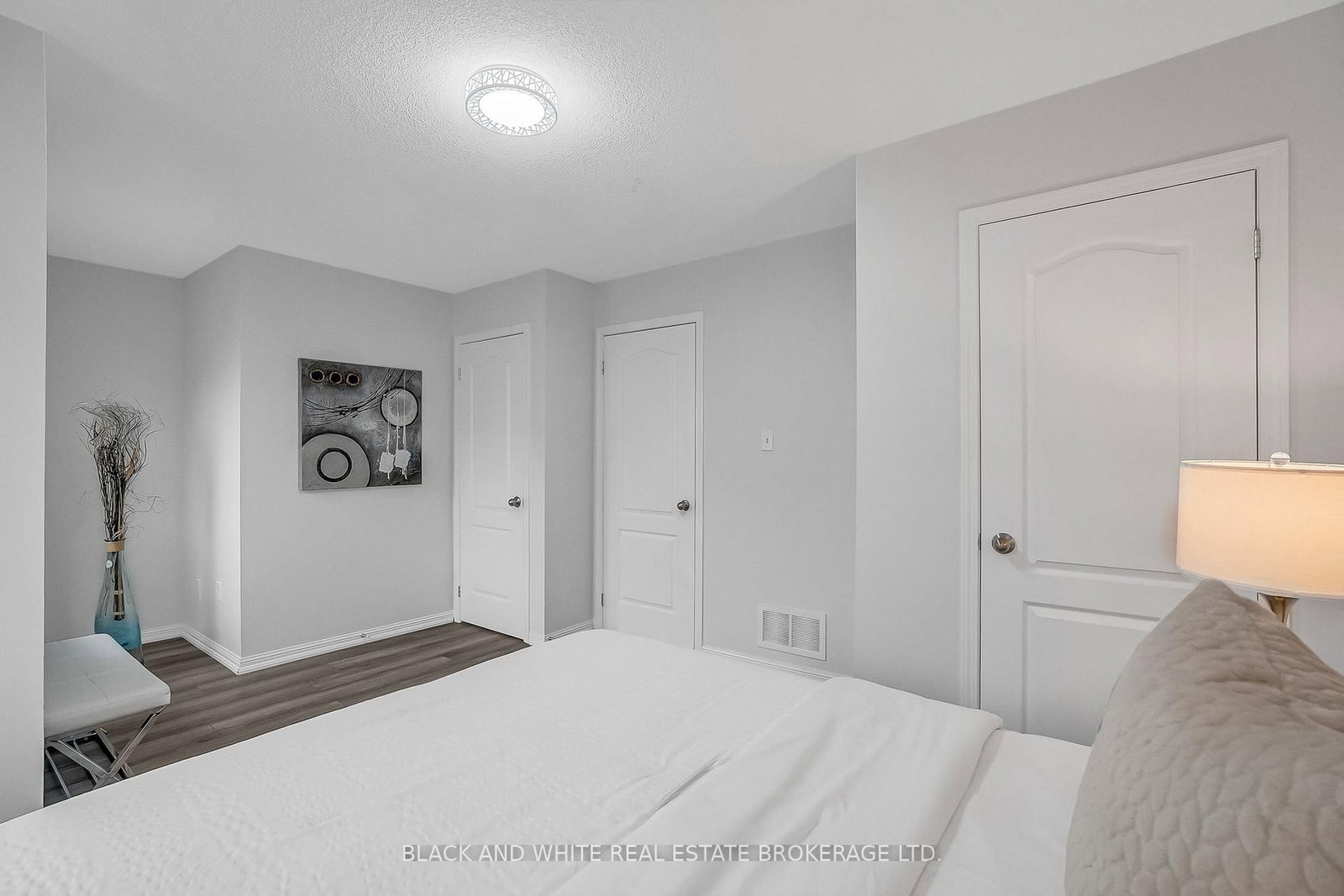 Townhouse for sale at 80 Barkdale Way, Whitby, Ontario, L1N 0E9 - Pringle Creek - MLS: E12995122