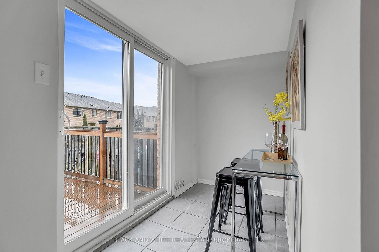 Townhouse for sale at 80 Barkdale Way, Whitby, Ontario, L1N 0E9 - Pringle Creek - MLS: E12995122