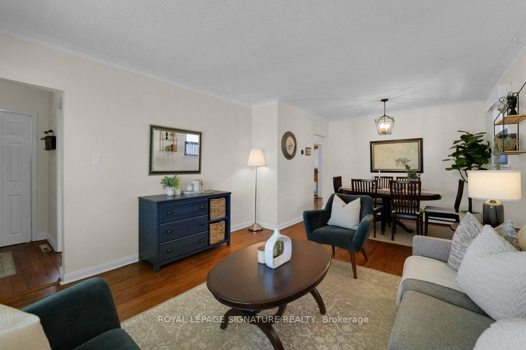 Detached House for sale at 73 Tansley Avenue, Toronto, Ontario, M1J 1P4 - Bendale - MLS: E12995206