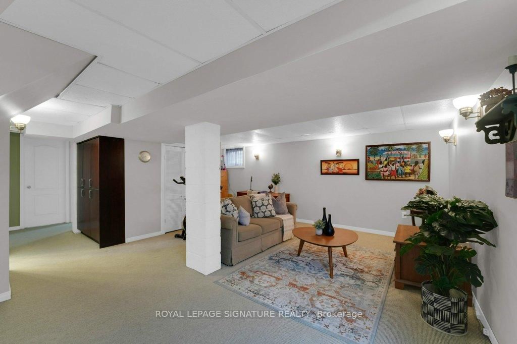 Detached House for sale at 73 Tansley Avenue, Toronto, Ontario, M1J 1P4 - Bendale - MLS: E12995206