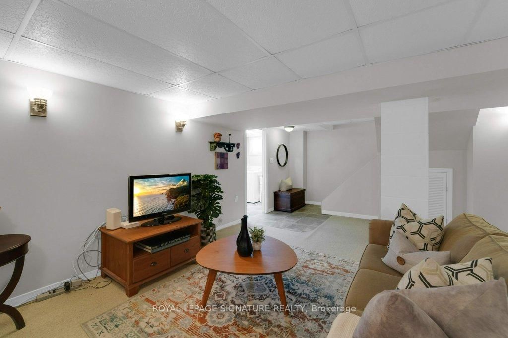 Detached House for sale at 73 Tansley Avenue, Toronto, Ontario, M1J 1P4 - Bendale - MLS: E12995206