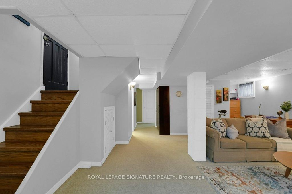 Detached House for sale at 73 Tansley Avenue, Toronto, Ontario, M1J 1P4 - Bendale - MLS: E12995206