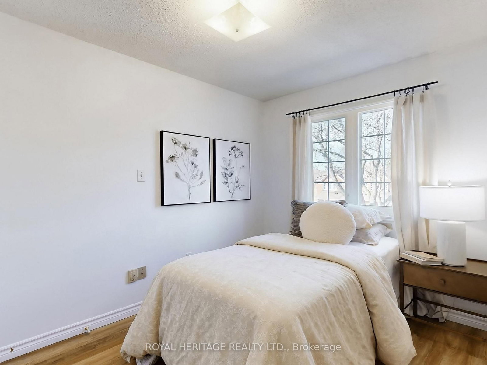 Townhouse for sale at 39-10 Bassett Boulevard, Whitby, Ontario, L1N 9C4 - Pringle Creek - MLS: E12995324