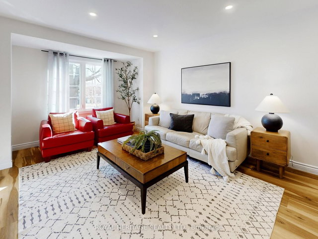 39 - 10 Bassett Boulevard