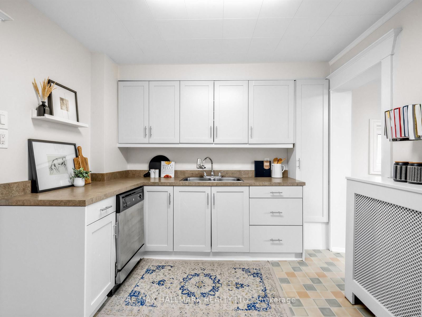 Semi-Detached House for sale at 86 Mortimer Avenue, Toronto, Ontario, M4K 2A1 - Broadview North - MLS: E12995534