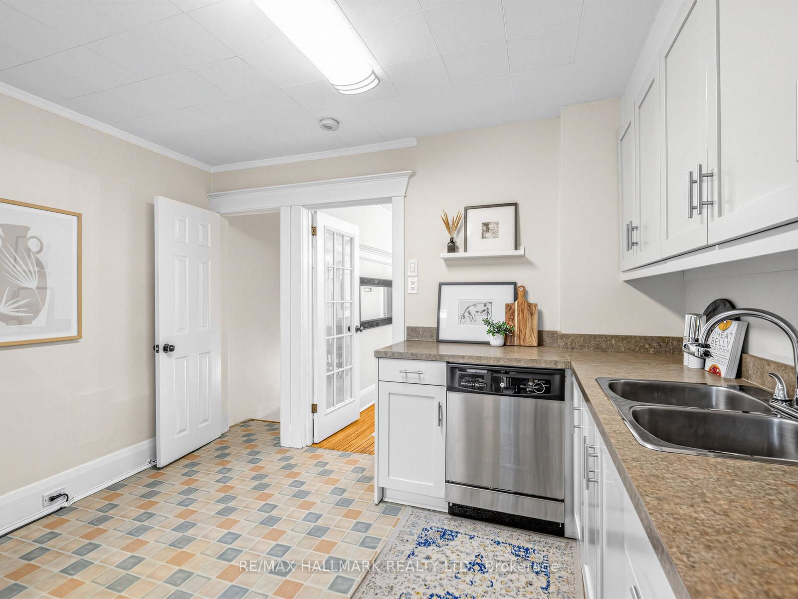 Semi-Detached House for sale at 86 Mortimer Avenue, Toronto, Ontario, M4K 2A1 - Broadview North - MLS: E12995534