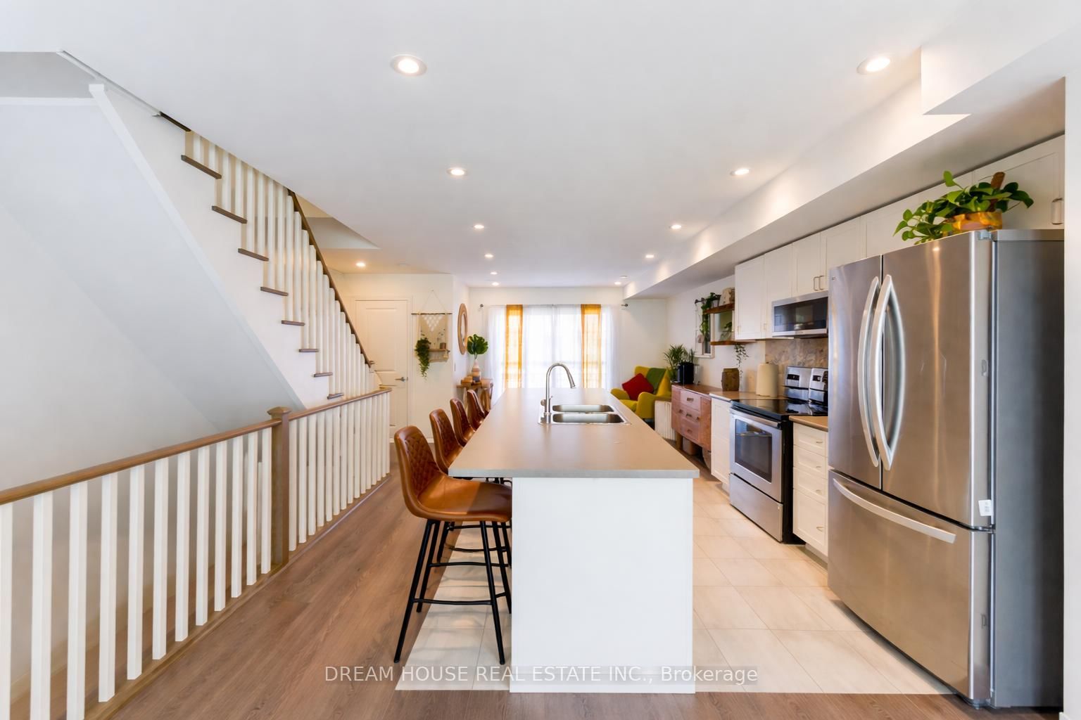 2500 Hill Rise Court, Unit 94 - Photo 5