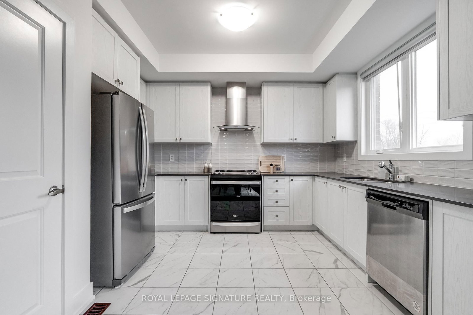 10 Sobczak Drive - Photo 4