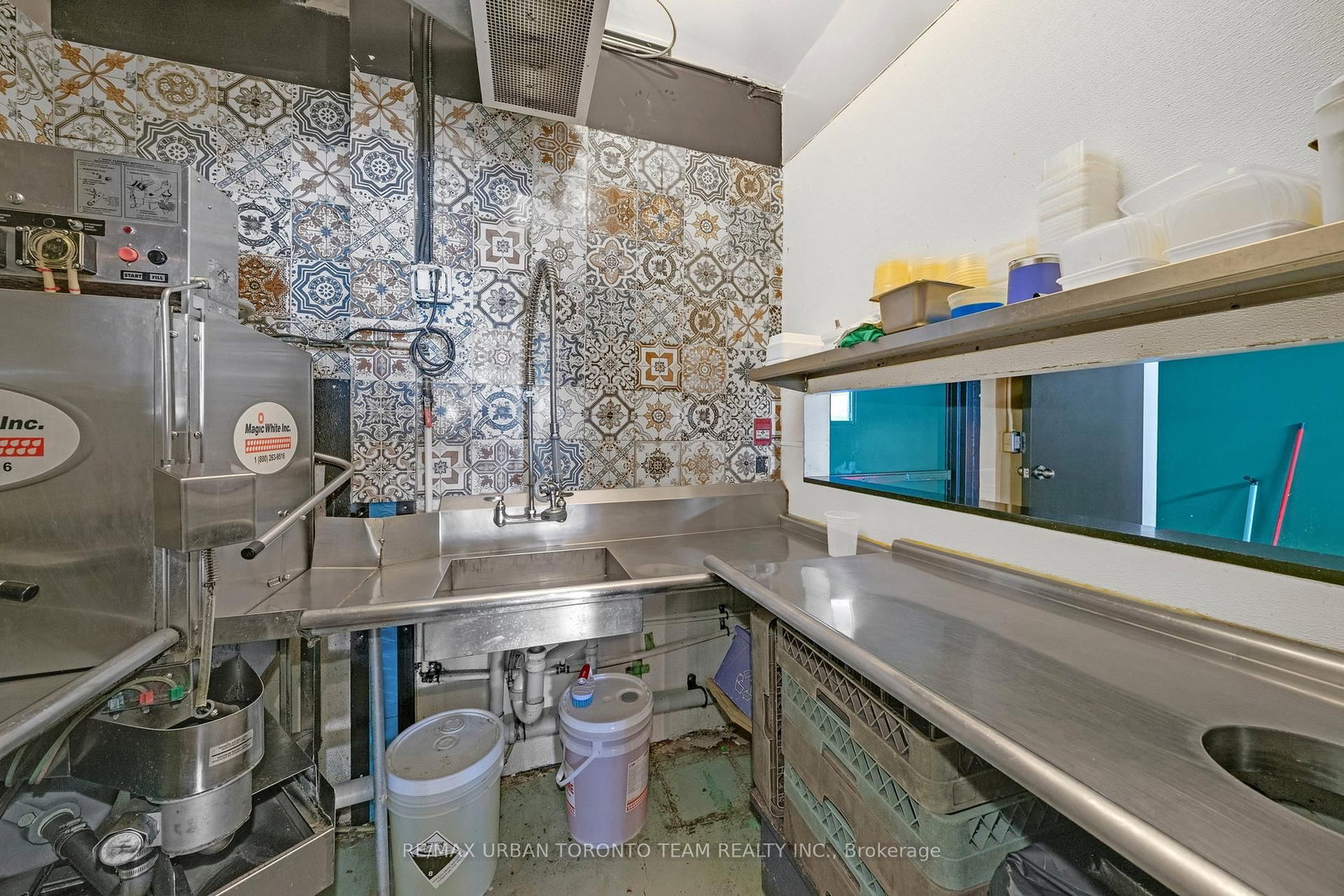 162 Danforth Avenue - Photo 22