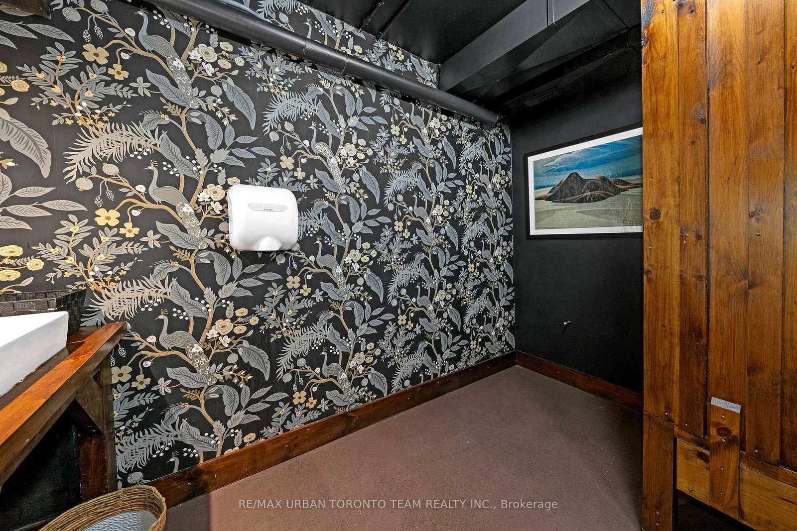 162 Danforth Avenue - Photo 36