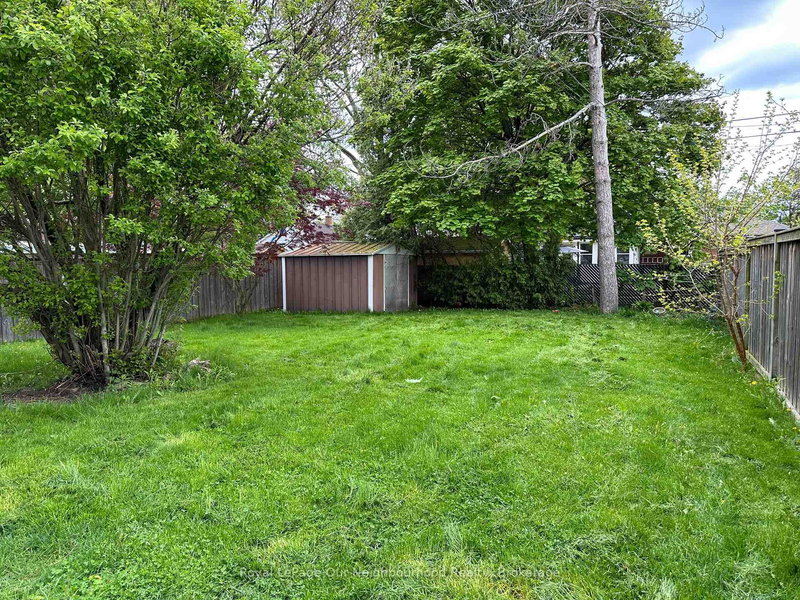 427 Adelaide Ave W, Oshawa, L1J 2R9 | Image 2