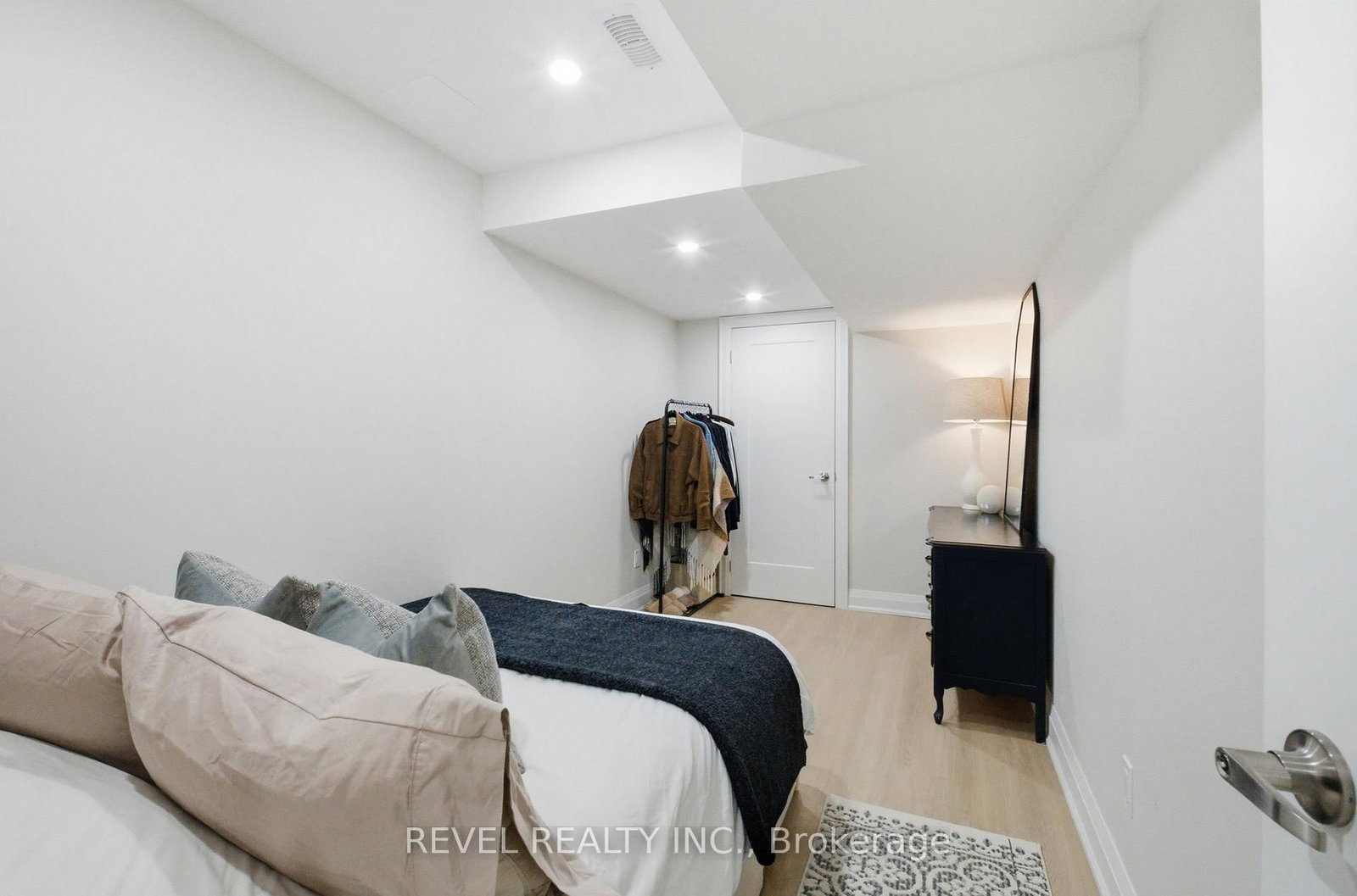 69 Pine Gate Place - Photo 8