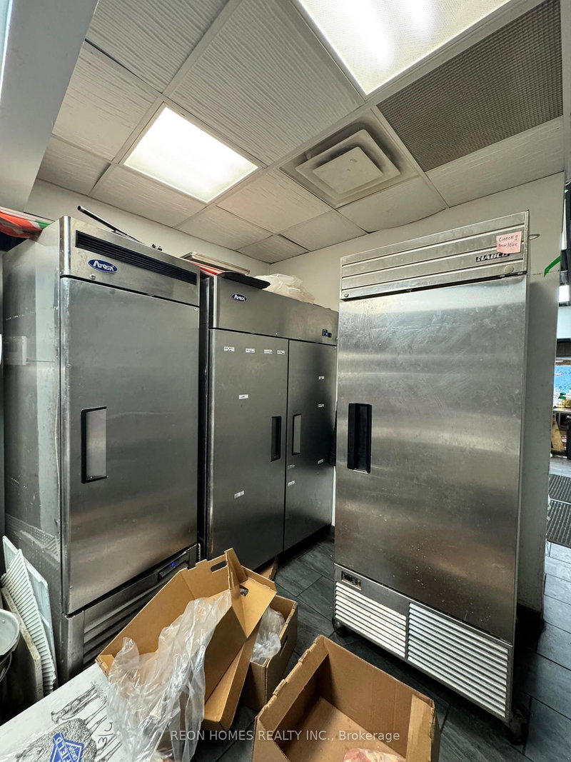 11 - 1240 Simcoe St N, Oshawa, L1G 4X3 | Image 3