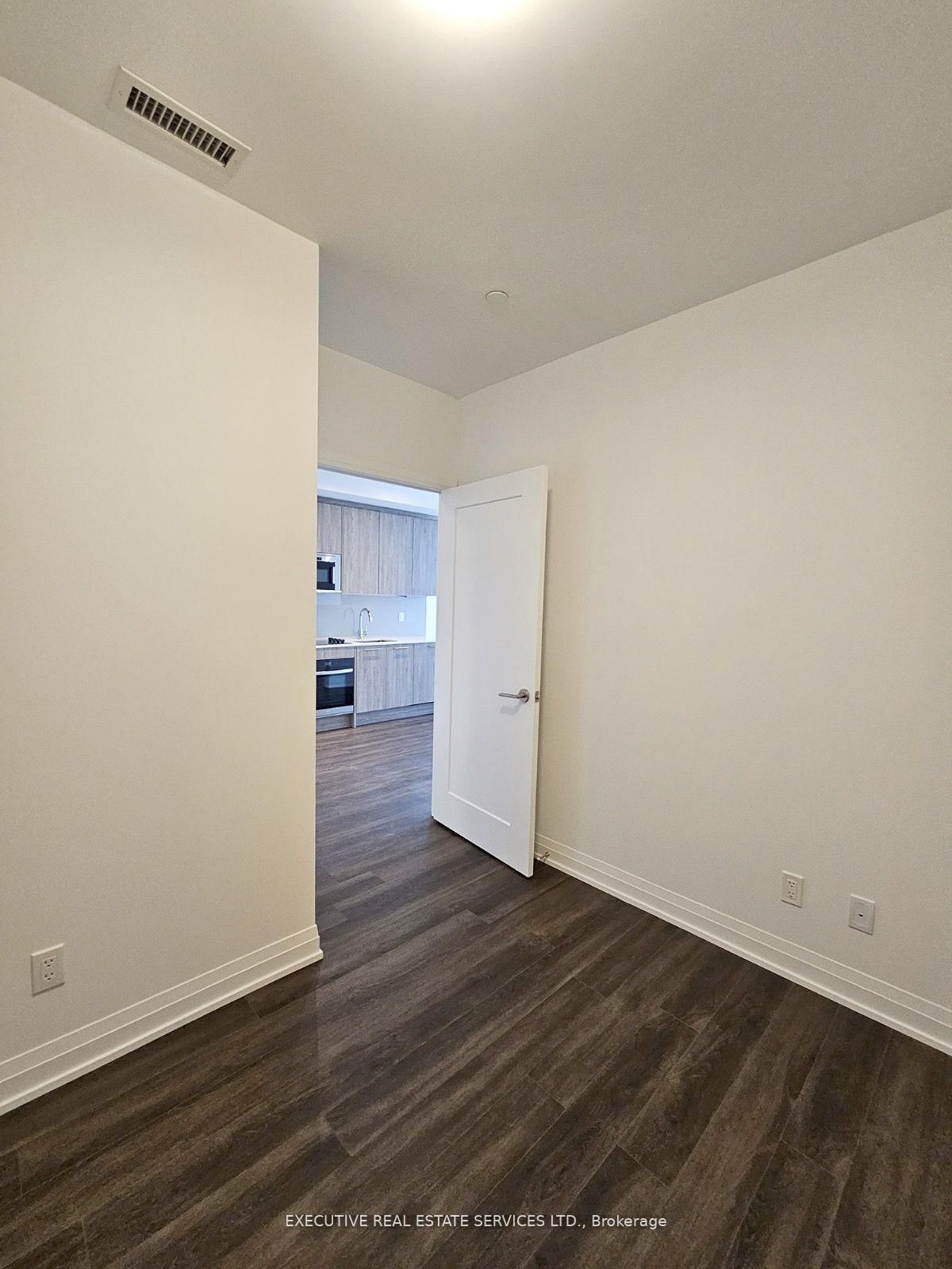 286 MAIN Street, Unit 302 - Photo 5