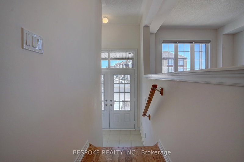 2763 Peter Matthews Dr, Pickering, L1X 0M3 | Image 3