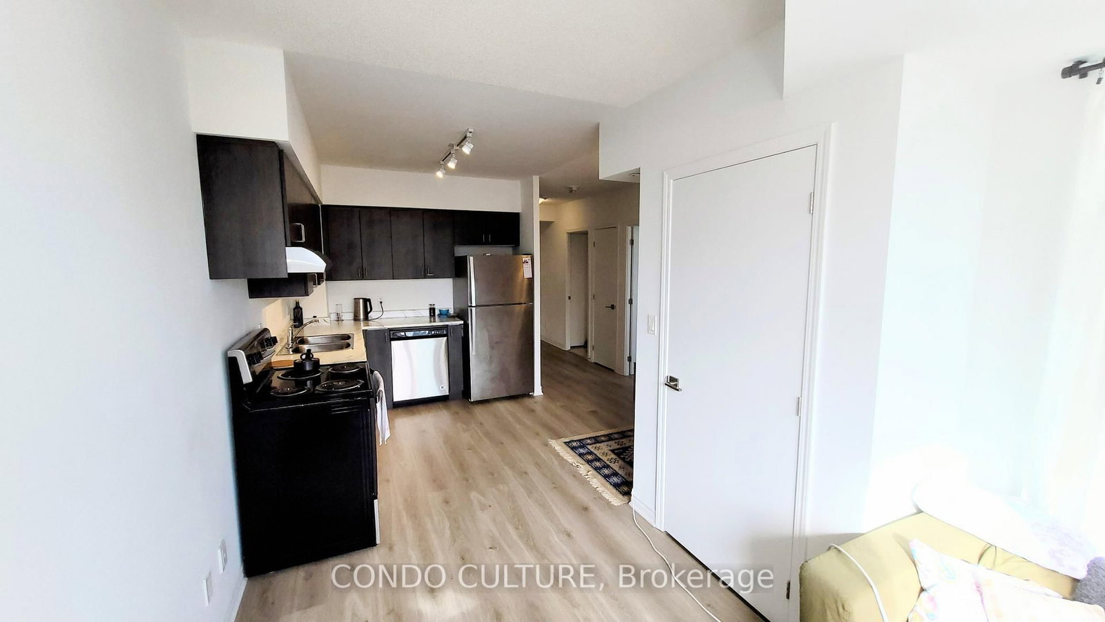 1 Falaise Road, Unit 418 - Photo 8