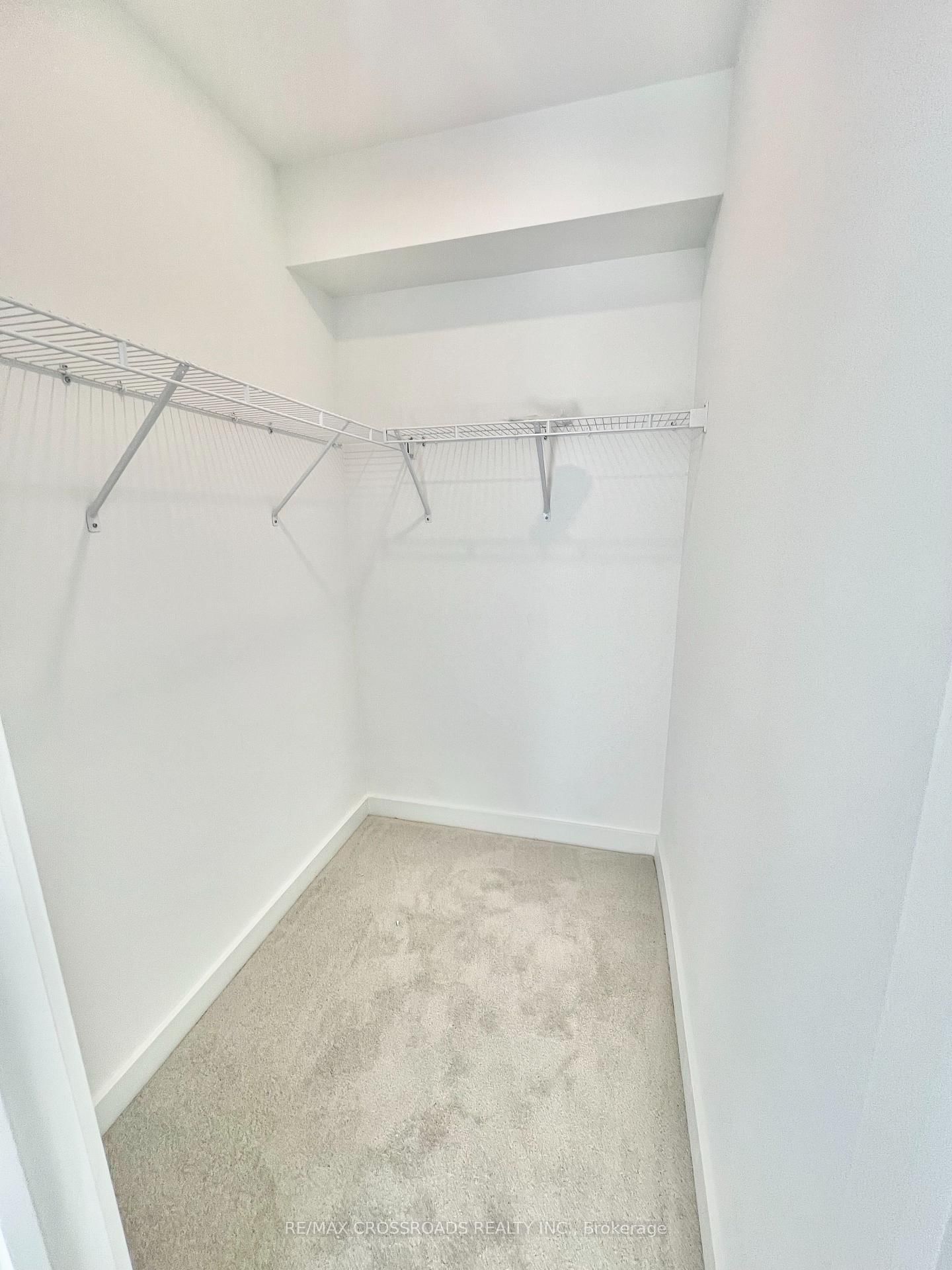 300 Railway Engine House Way Street, Unit #9 - Photo 18