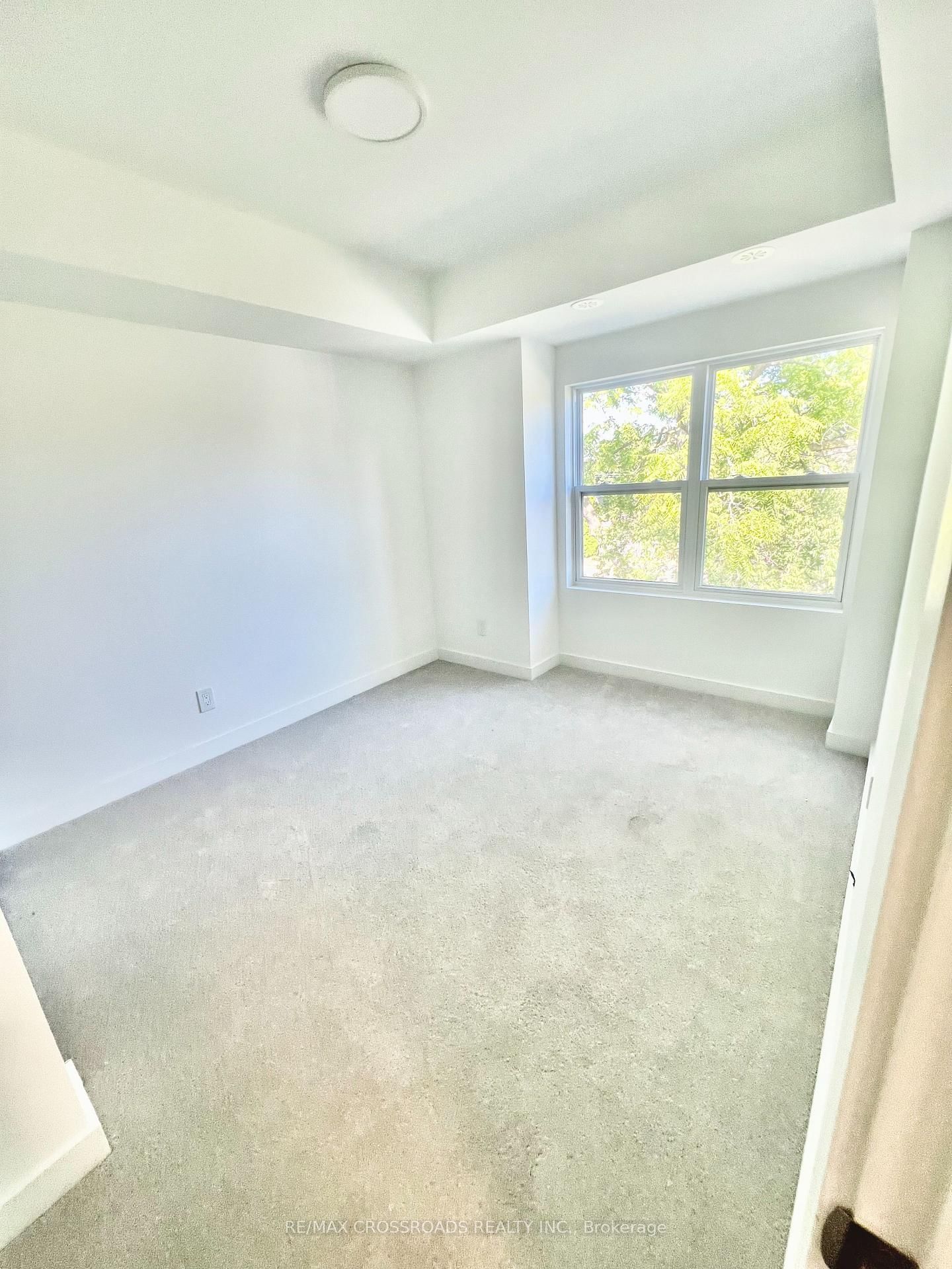 300 Railway Engine House Way Street, Unit #9 - Photo 19