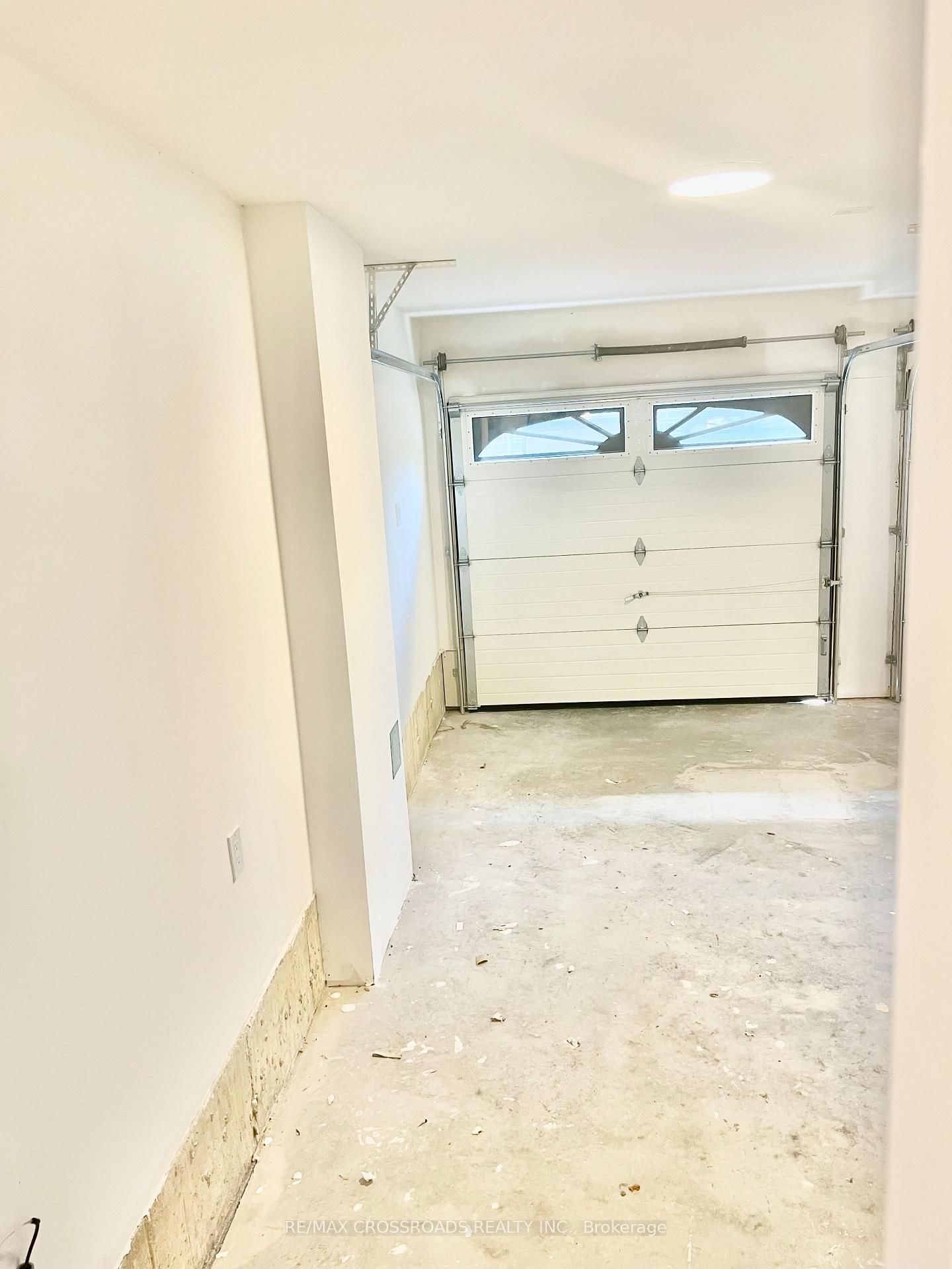 300 Railway Engine House Way Street, Unit #9 - Photo 28