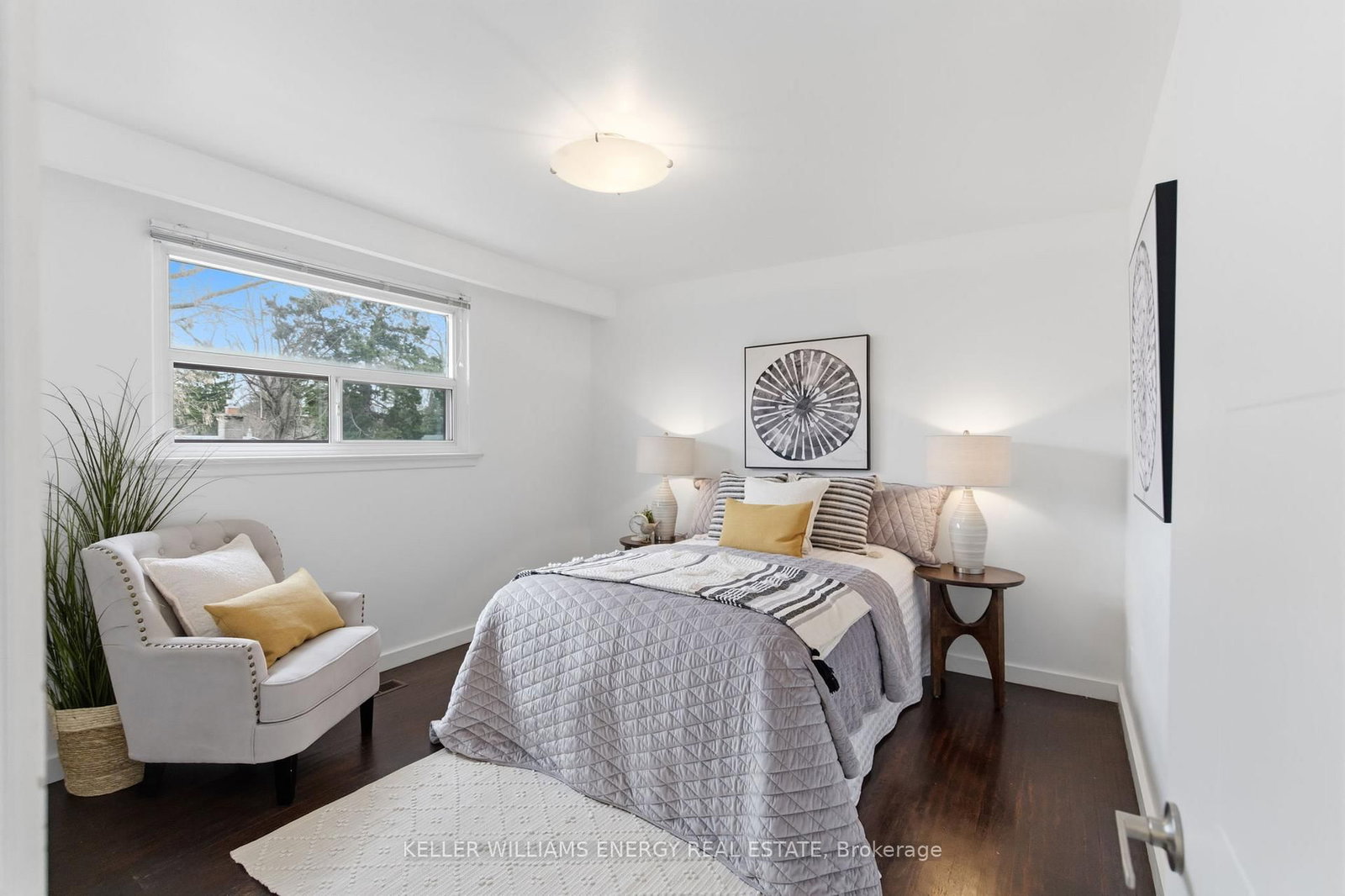 Detached House for sale at 20 Ravenview Drive, Toronto, Ontario, M1E 3M1 - West Hill - MLS: E12996162