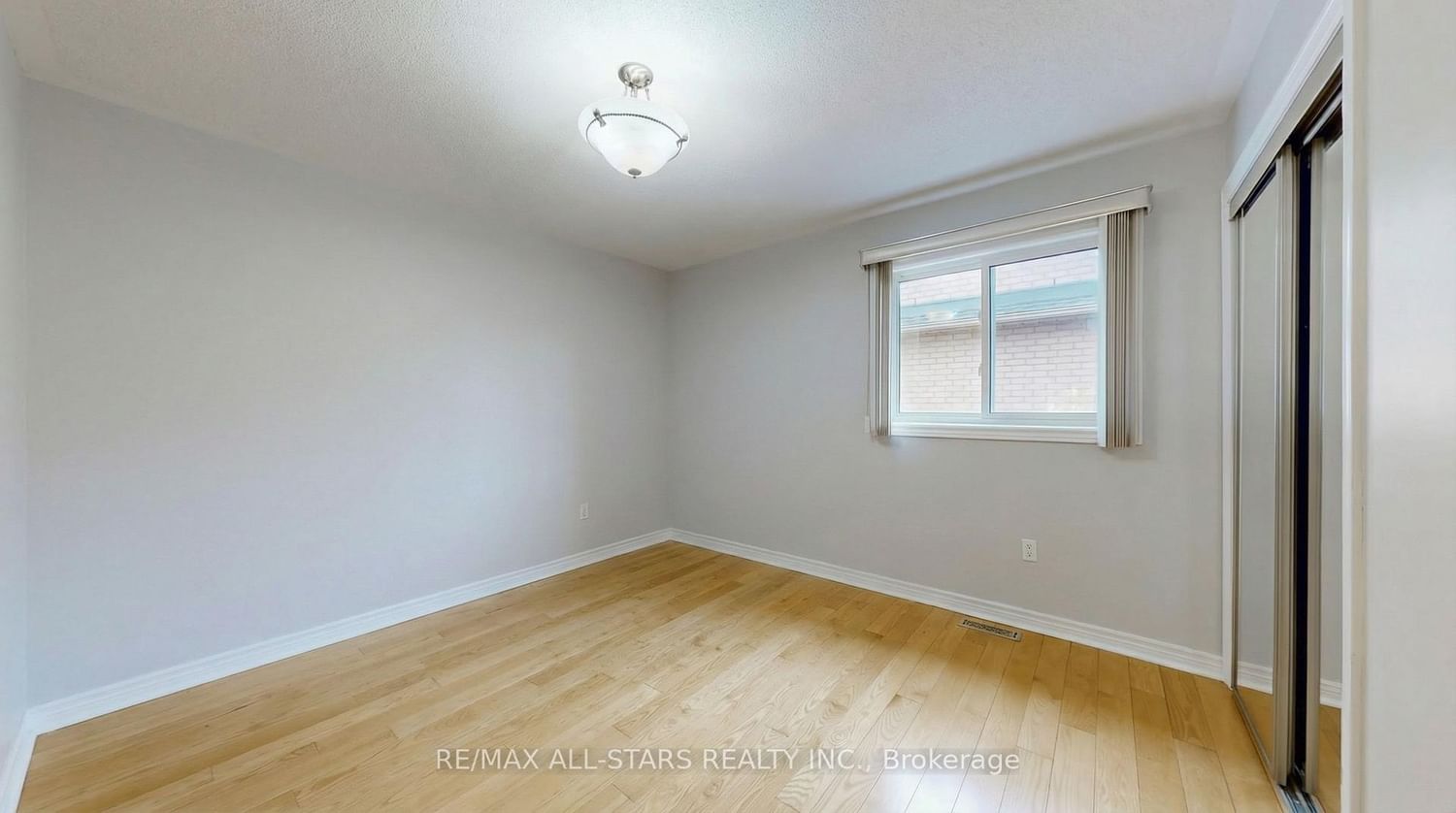 75 Gloria Crescent - Photo 33