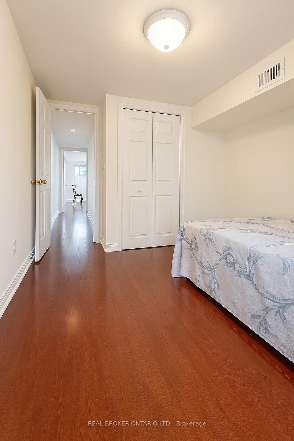 95 Porchester Drive - Photo 8