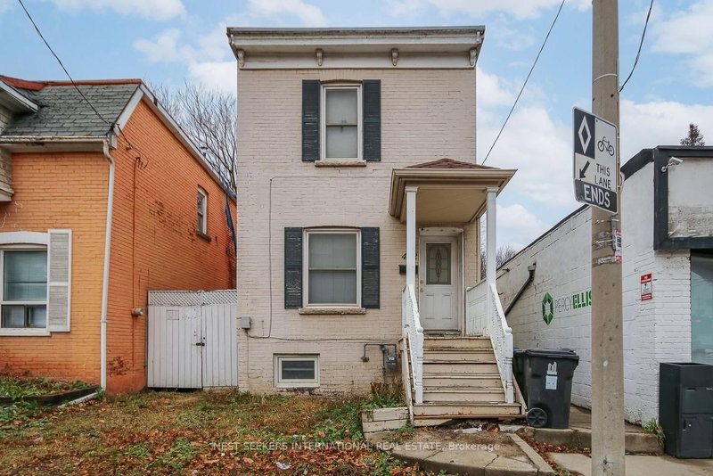 home for lease on 492 Eastern Avenue