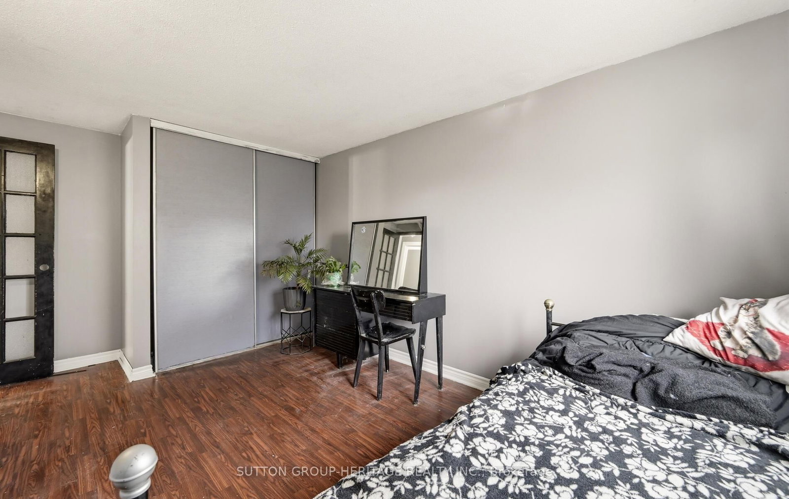 1778 Bronte Square - Photo 18