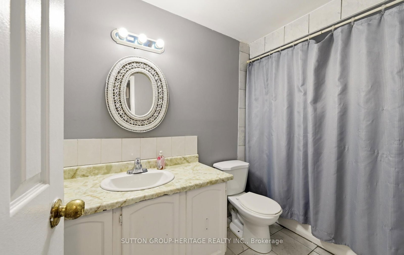 1778 Bronte Square - Photo 21