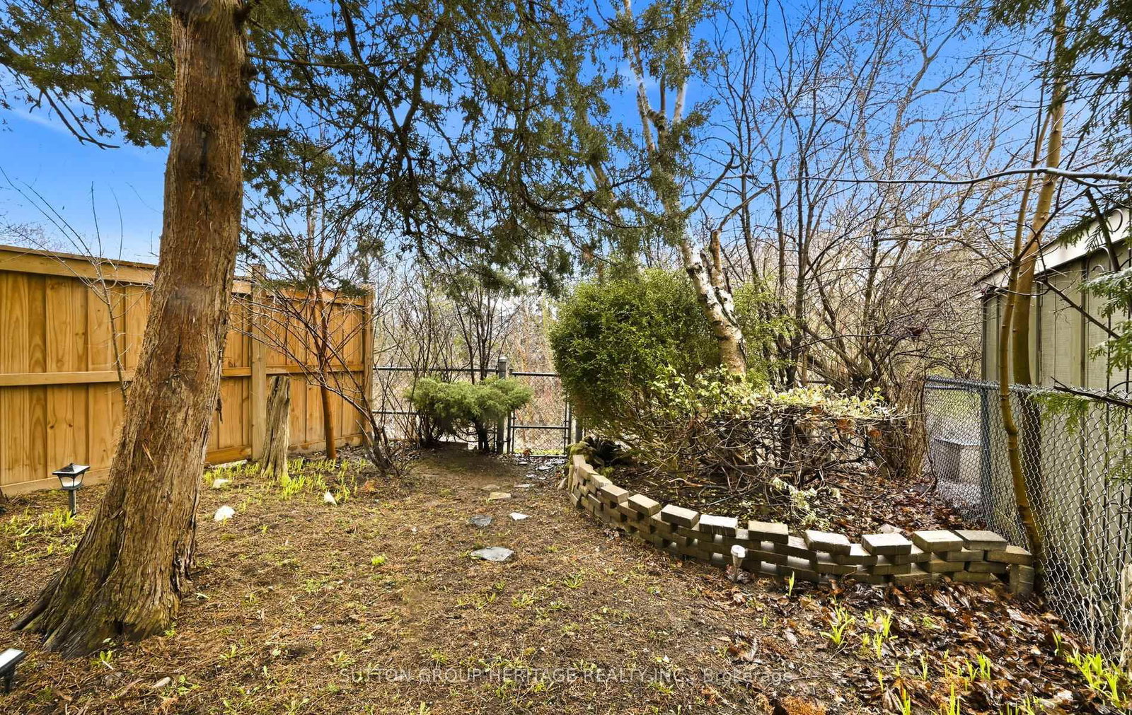 1778 Bronte Square - Photo 27