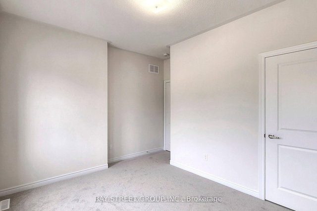 1296 Klondike Drive W