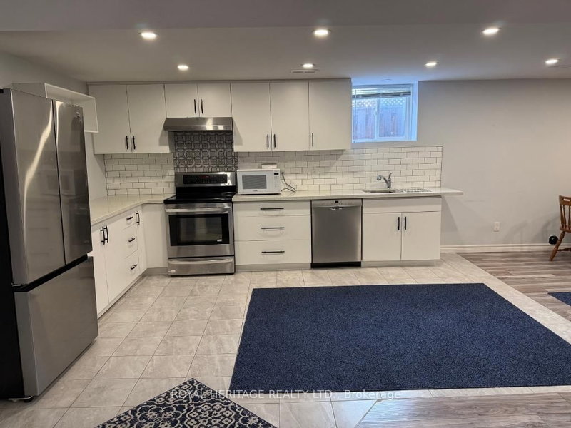 27 Wetherburn Dr, Whitby, L1P 1M7 | Image 3