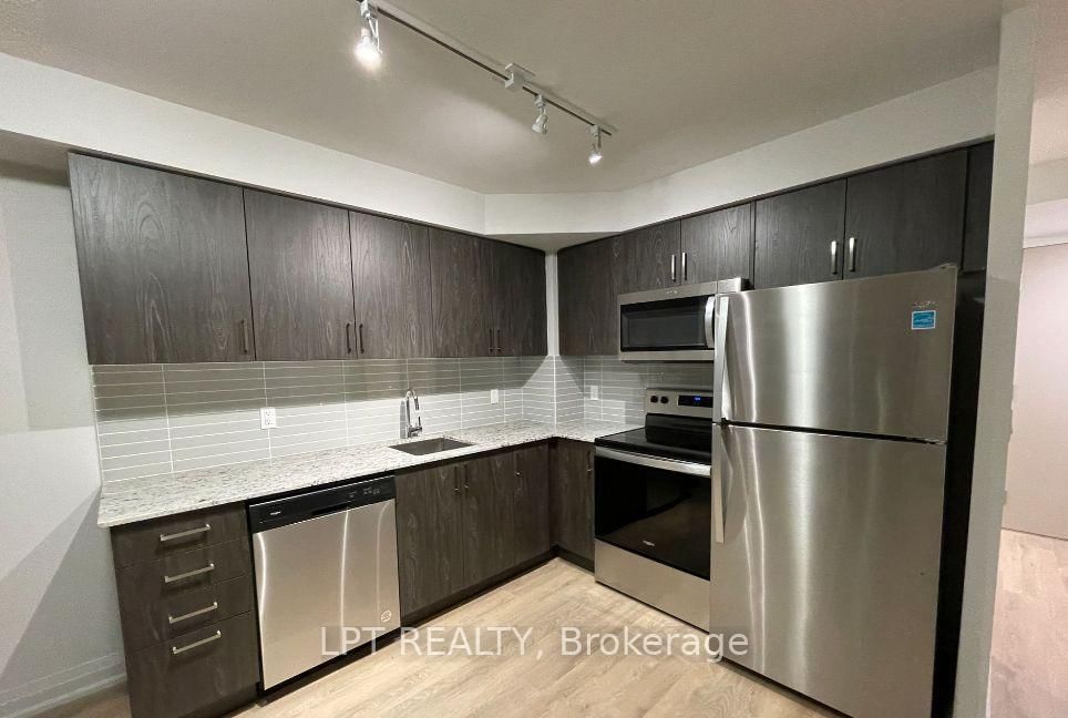 20 Meadowglen Place, Unit 730 - Photo 3