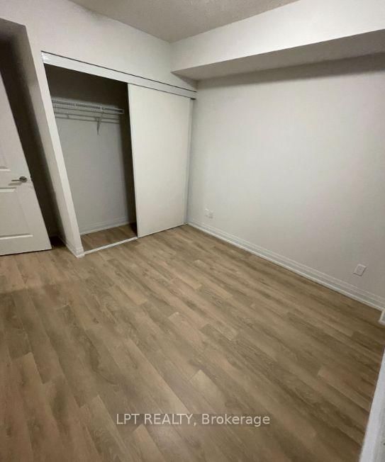 20 Meadowglen Place, Unit 730 - Photo 5