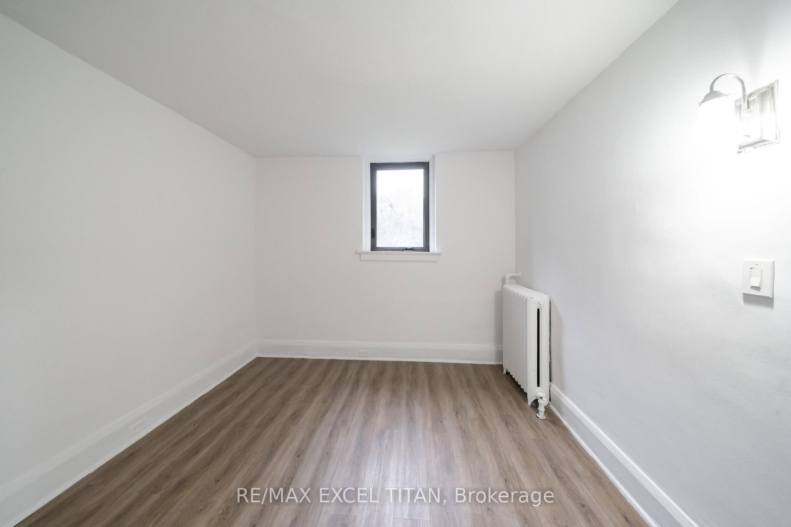 8 Kingston Road, Unit 51 - Photo 5