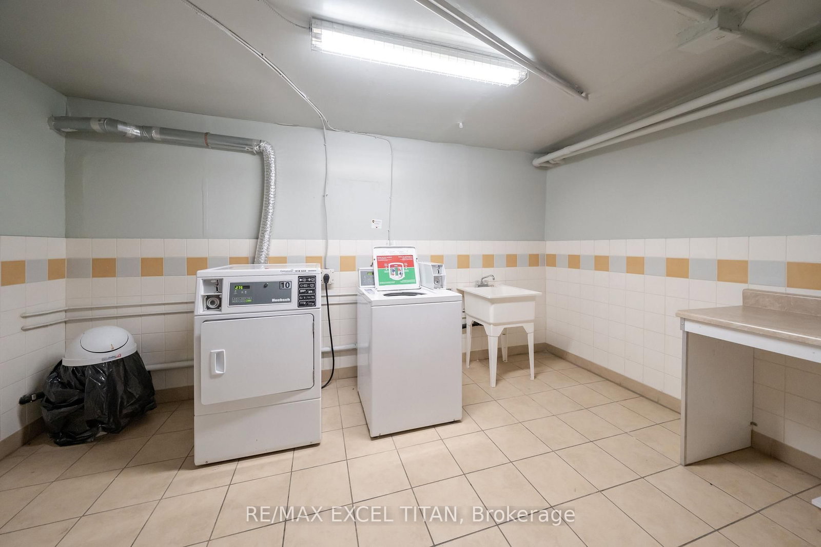 8 Kingston Road, Unit 51 - Photo 8