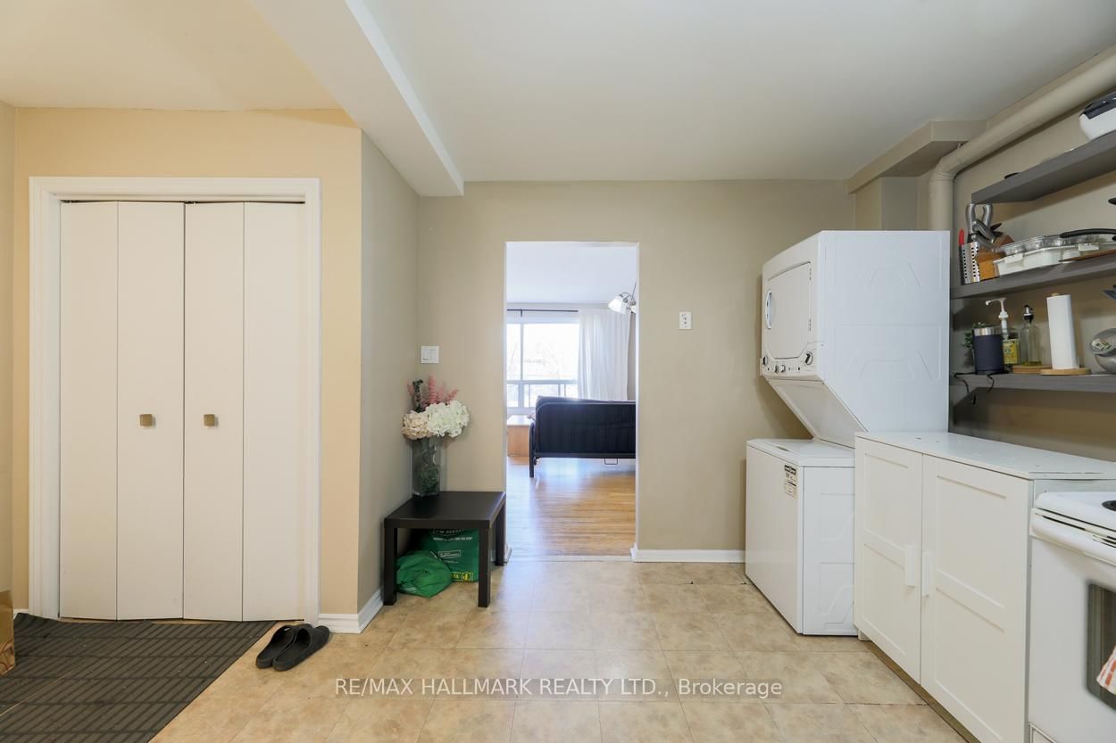 2844 Danforth Avenue, Unit 2 - Photo 6