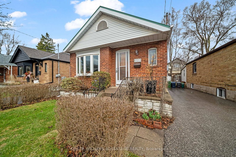 90 Hollis Ave, Toronto, M1N 2C7 | Image 2