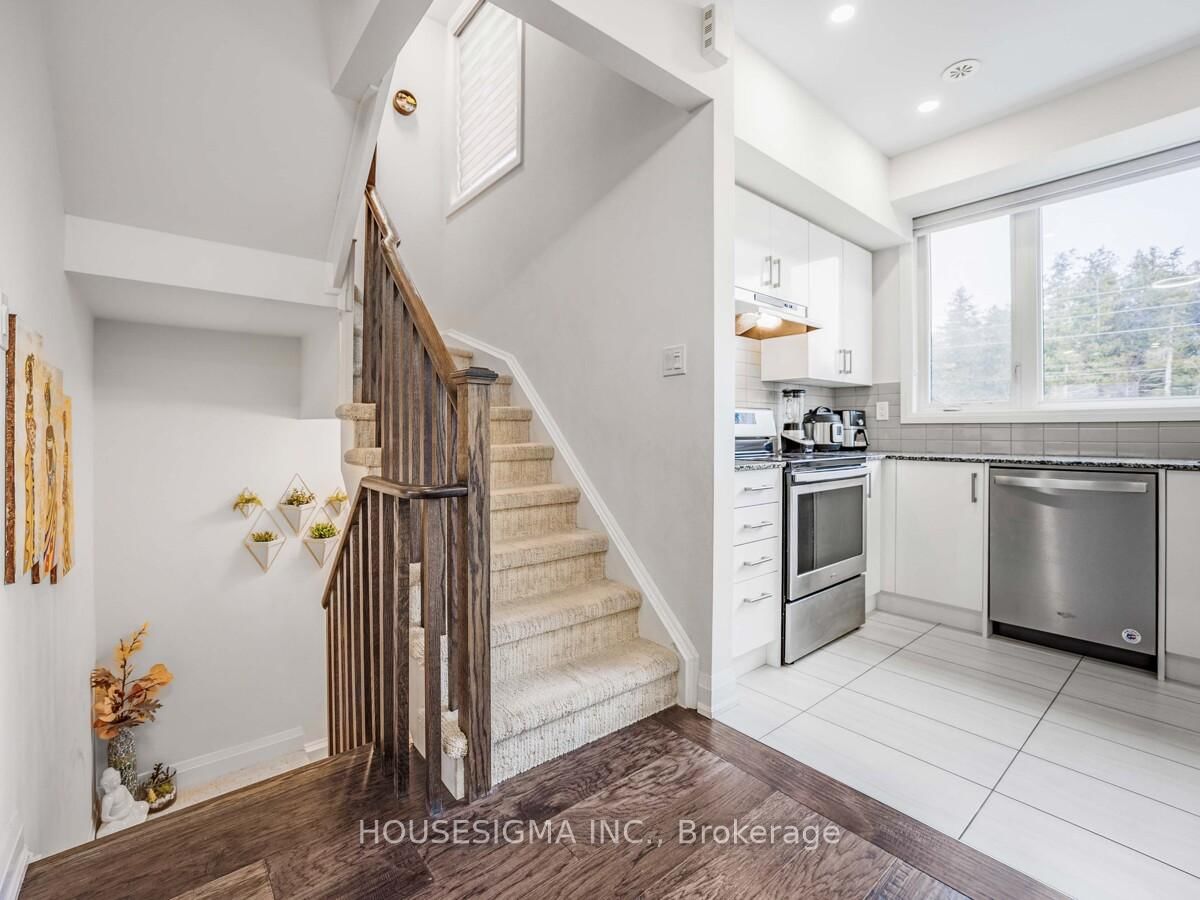 1870 Altona Road, Unit 11 - Photo 13