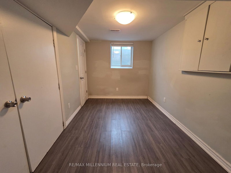 BSMT - 80 Rainier Sq, Toronto, M1T 2Z9 | Image 2