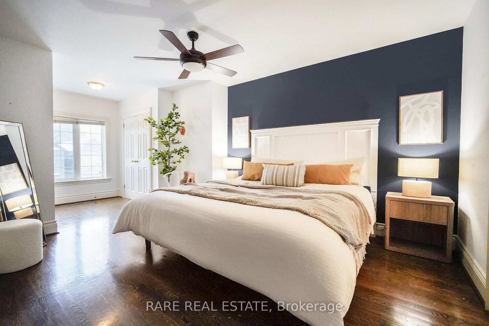 Detached House for sale at 33 Red Deer Avenue, Toronto, Ontario, M1N 2Z1 - Birchcliffe-Cliffside - MLS: E12997290