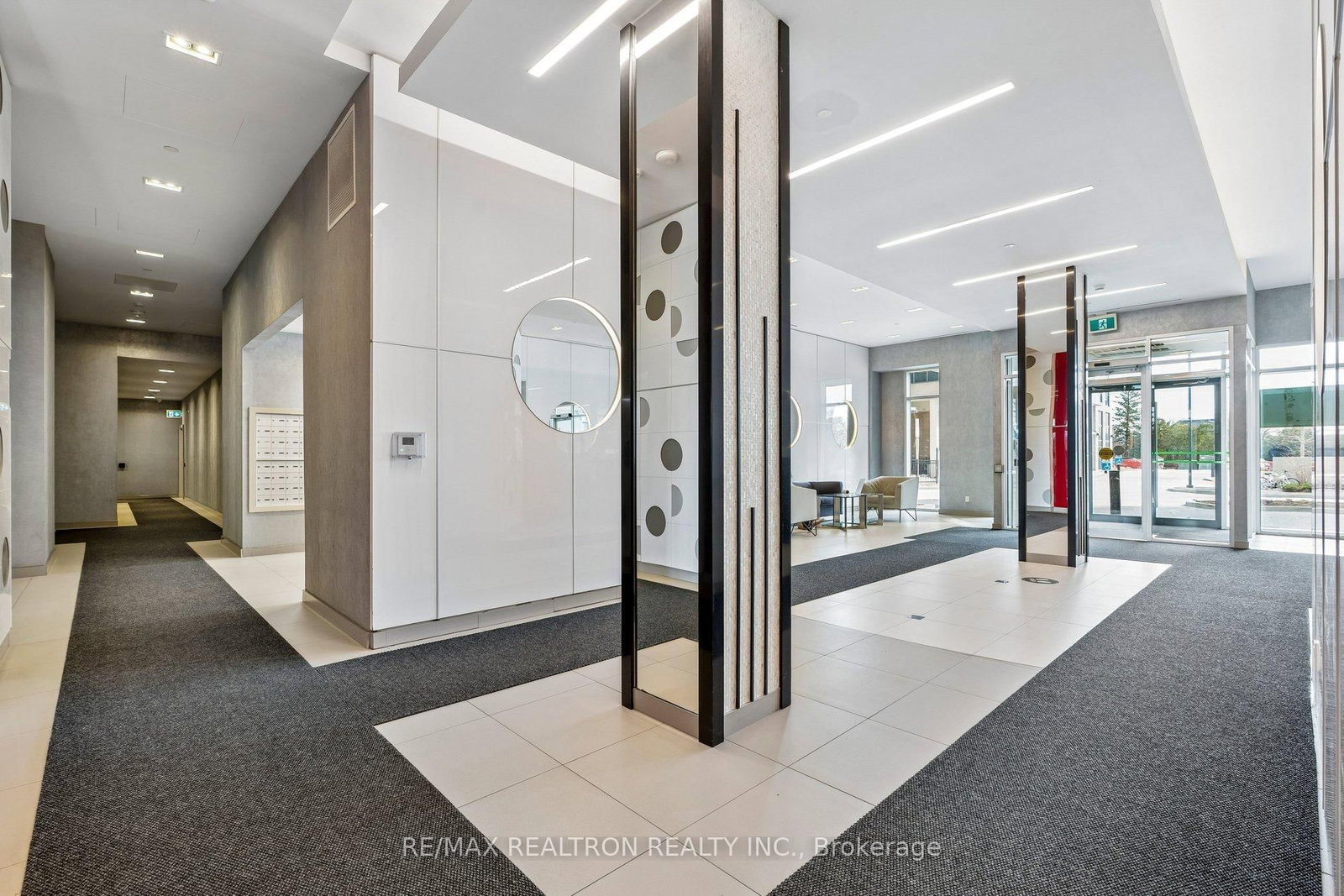 30 Meadowglen Place, Unit 1503 - Photo 13