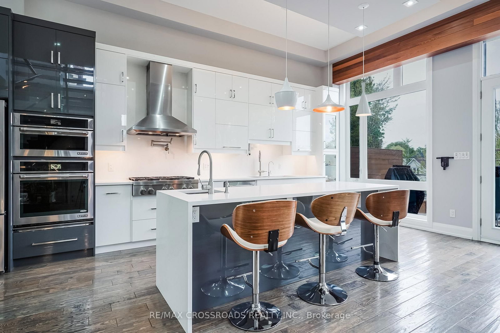 Detached House for sale at 1A Roblin Avenue, Toronto, Ontario, M4C 3P7 - East York - MLS: E12997390