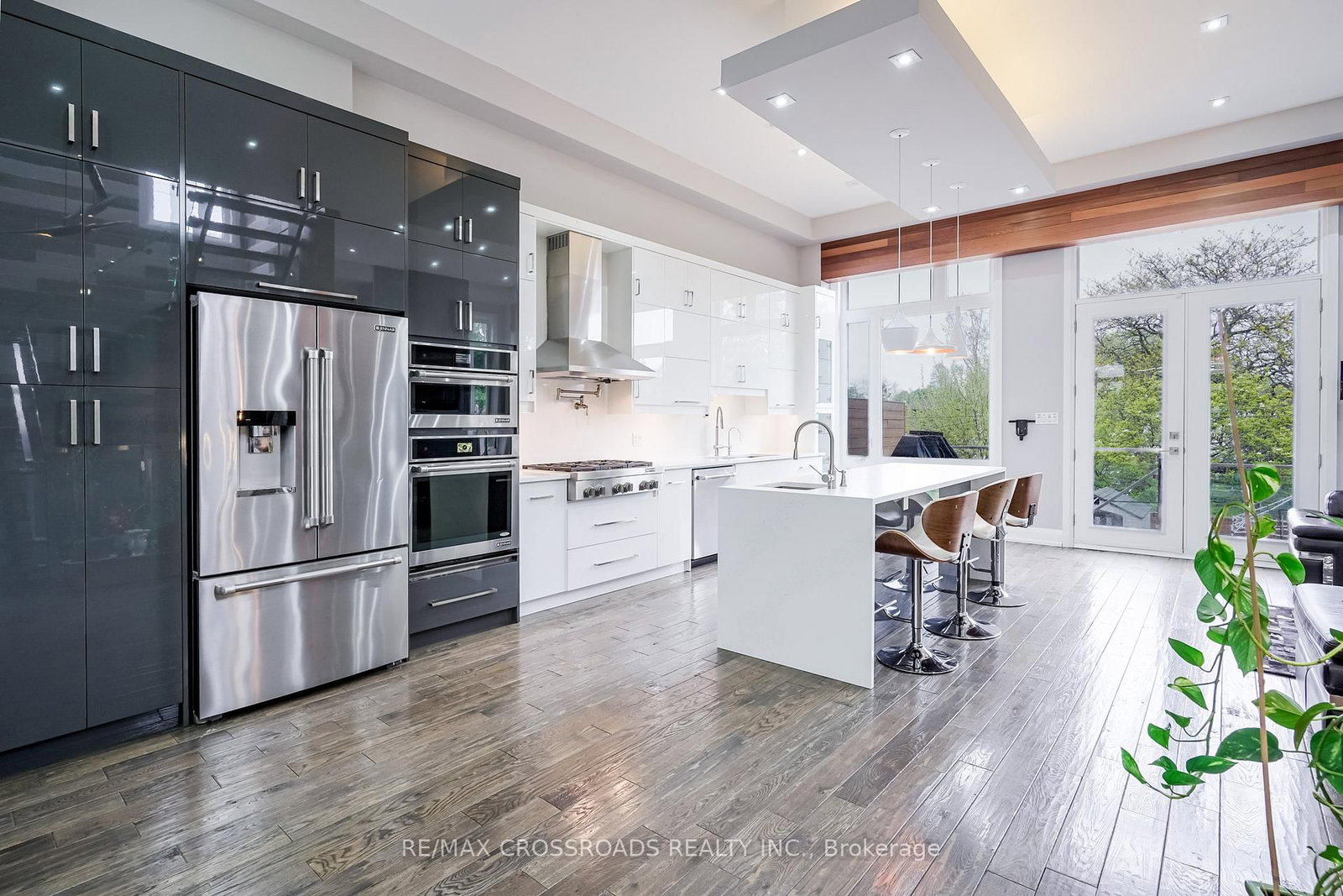 Detached House for sale at 1A Roblin Avenue, Toronto, Ontario, M4C 3P7 - East York - MLS: E12997390