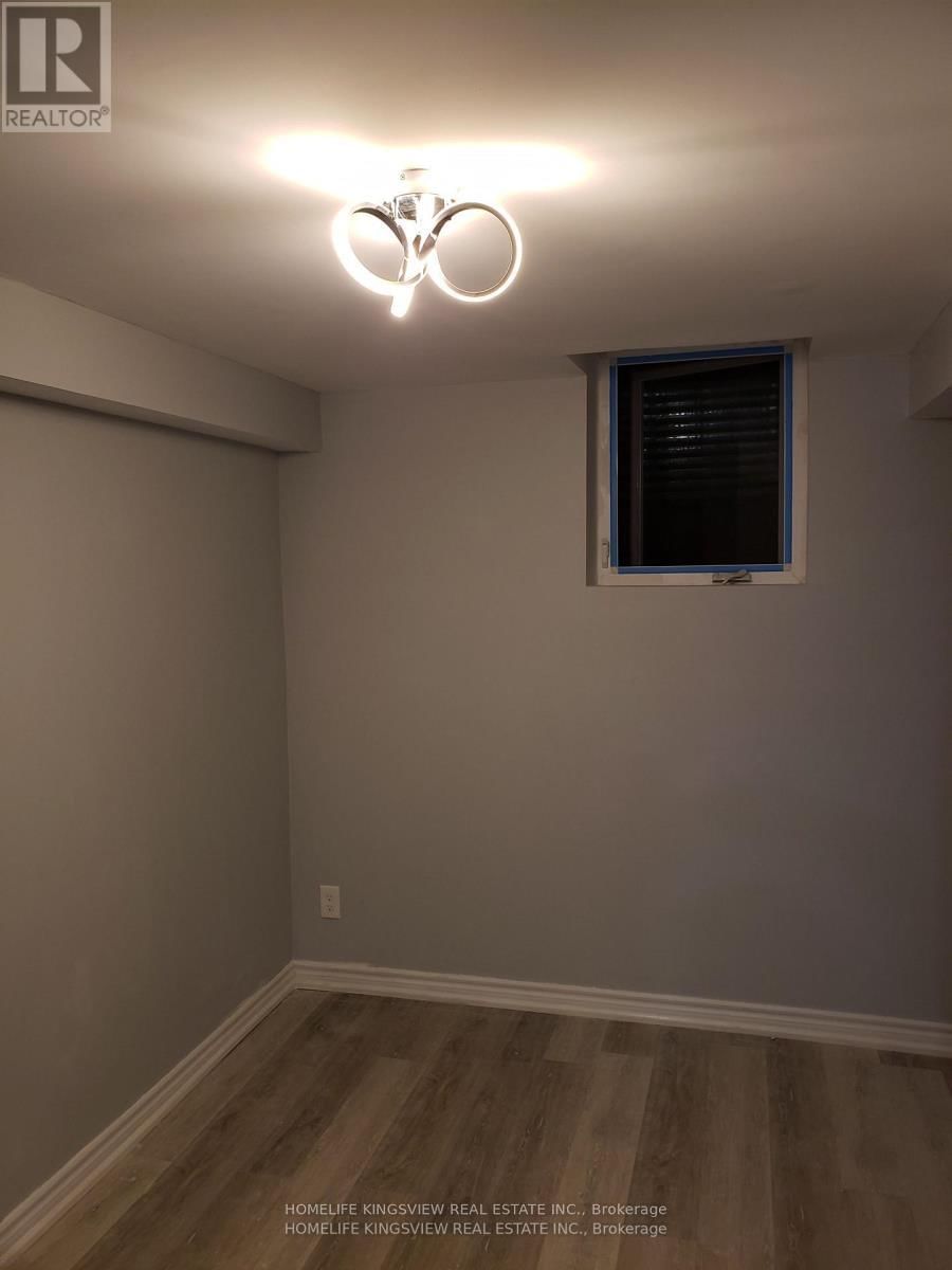 24 Weston Crescent N - Photo 10