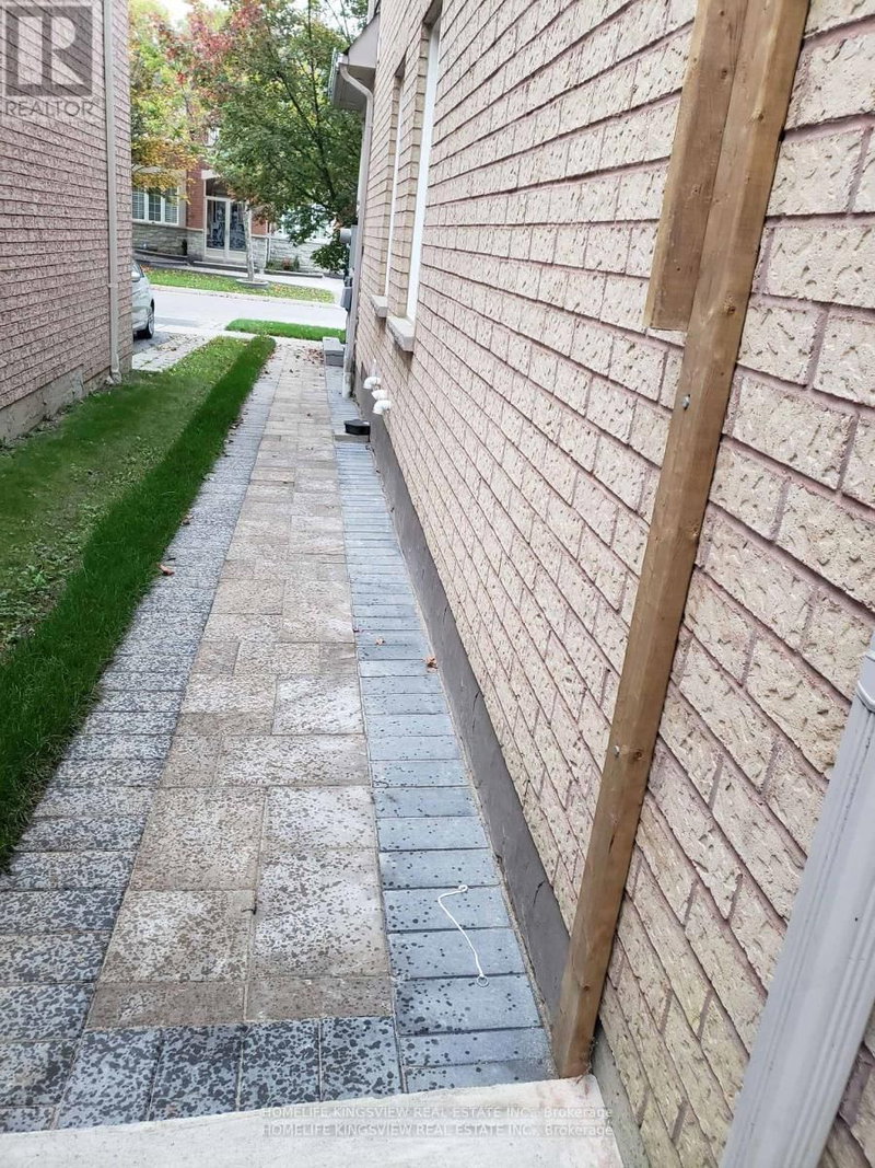 24 Weston Cres N, Ajax, L1T 0C7 | Image 2