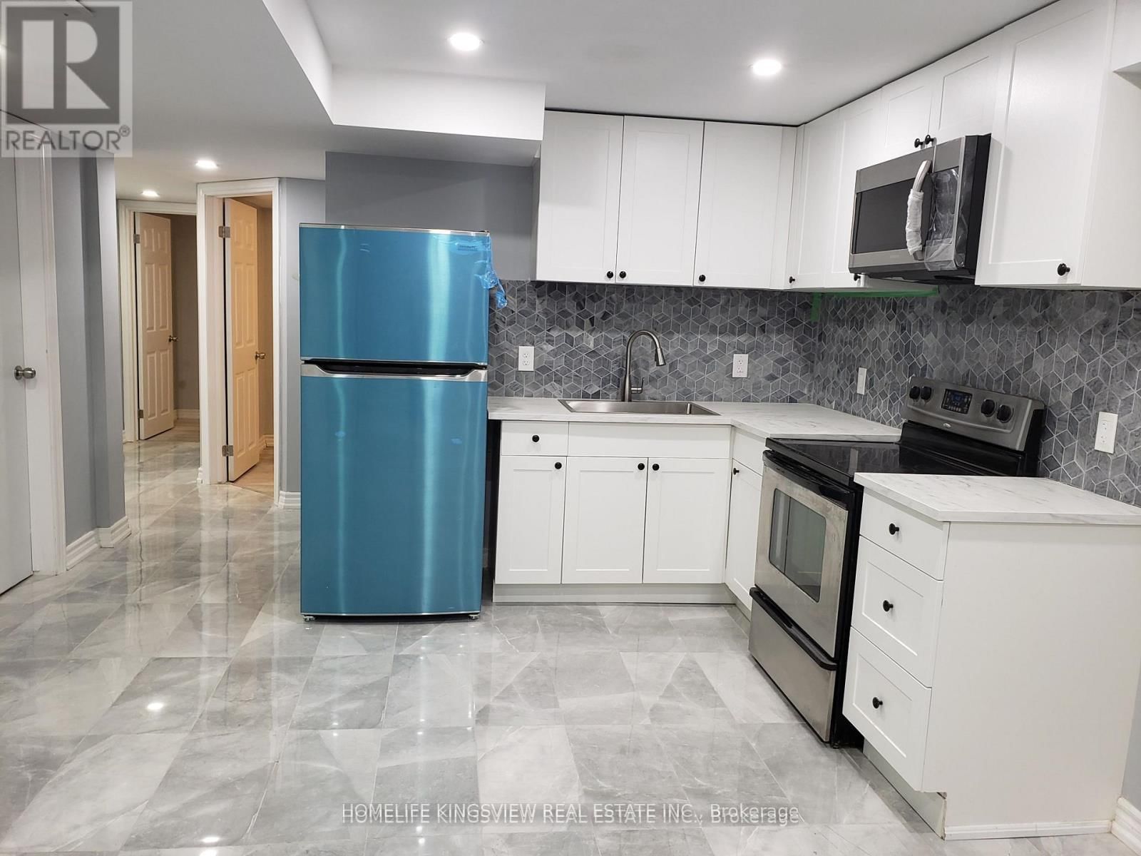 24 Weston Crescent N - Photo 5