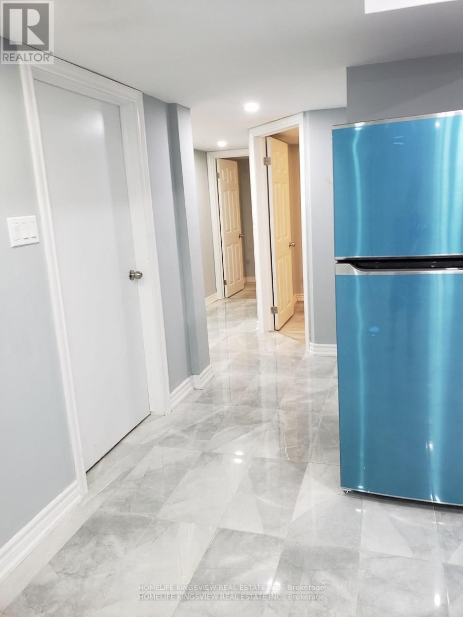 24 Weston Crescent N - Photo 6