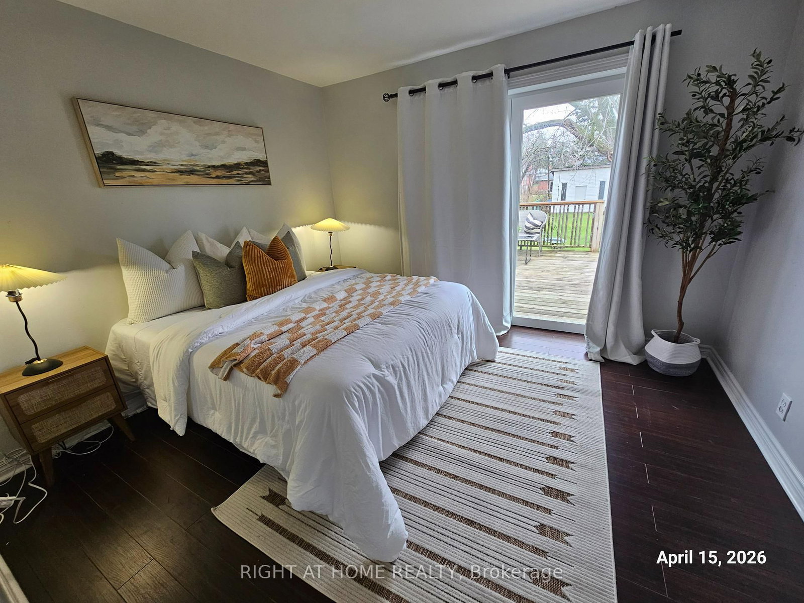 Detached House for sale at 32 Muir Drive, Toronto, Ontario, M1M 3B4 - Scarborough Village - MLS: E12997598