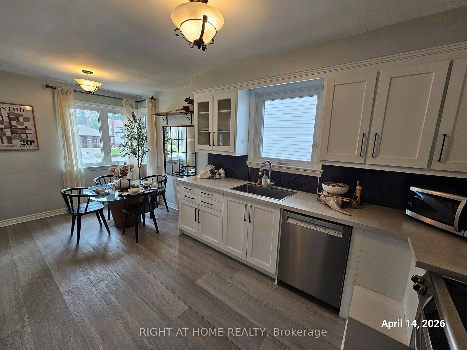 Detached House for sale at 32 Muir Drive, Toronto, Ontario, M1M 3B4 - Scarborough Village - MLS: E12997598